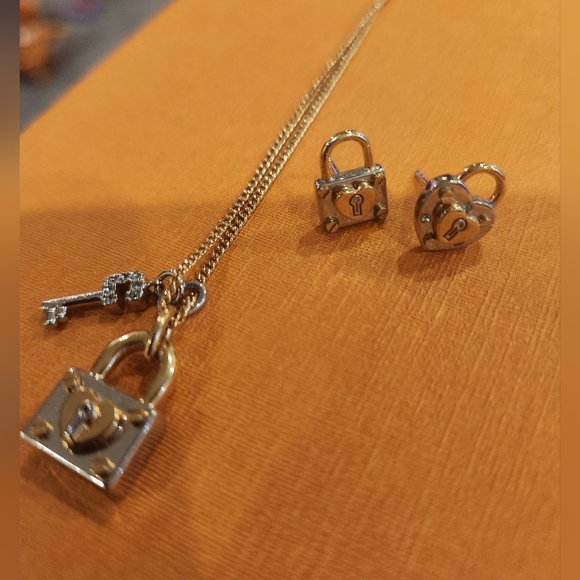 Coach Lock & Key  necklace, earrings & rings - Picture 3 of 7